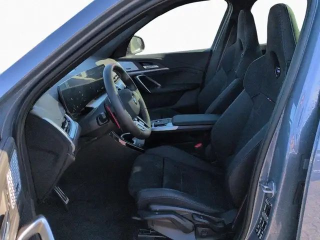 BMW X1 view 9