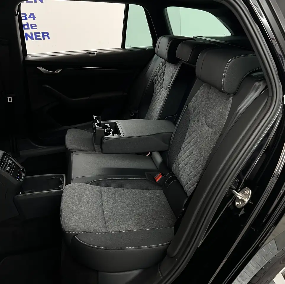 Skoda Octavia COMBI 2.0 TSI SPORTLINE 4x4 204 PS PANORAMA-SCHIEBEDACH HEAD-UP NAVIGATIONSSYSTEM RÜCKFAHRKAMERA WINTER-PAKET Euro 6e, миниатюра 18