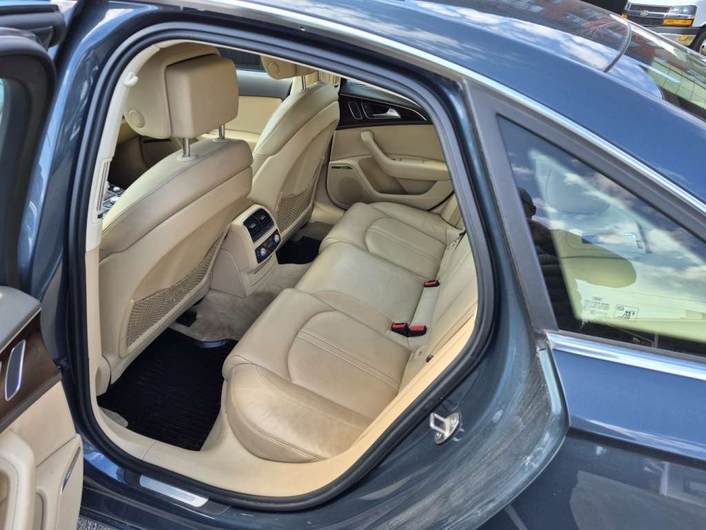 2015 Audi A6 3.0T Technik thumb 12