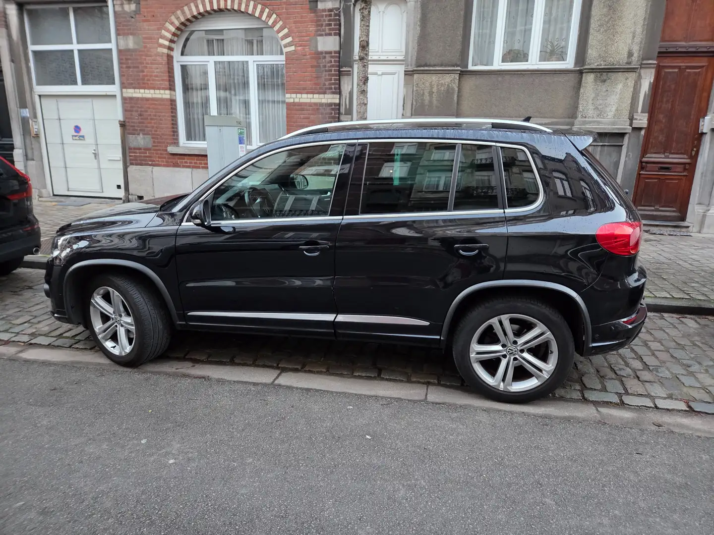 Volkswagen Tiguan R Line Noir - 2