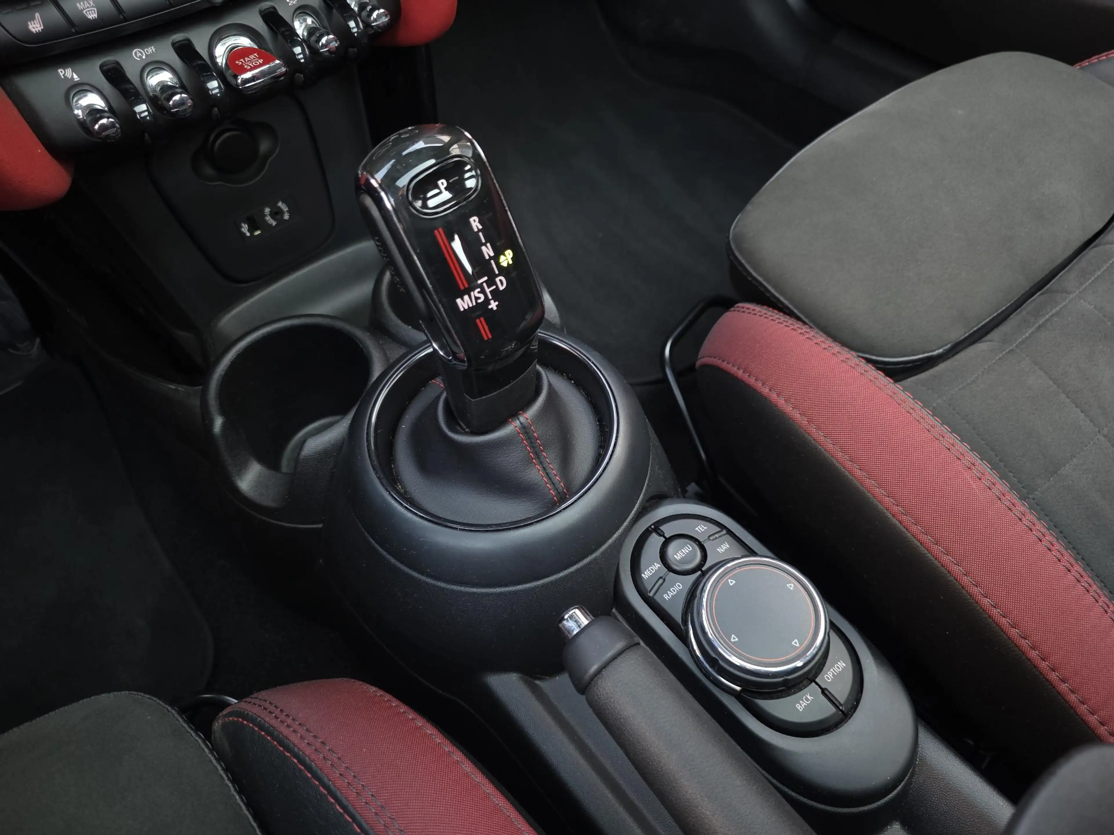 MINI John Cooper Works 2.0 Cooper /Apple Carplay/Panodak/Schaalstoelen/H& — photo 26
