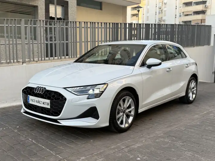 Audi A3 2024, foto 33