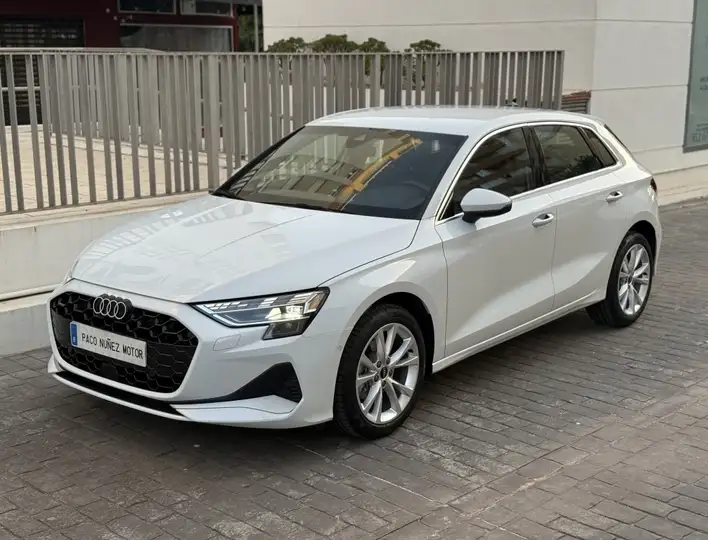 Audi A3 2024, foto 25