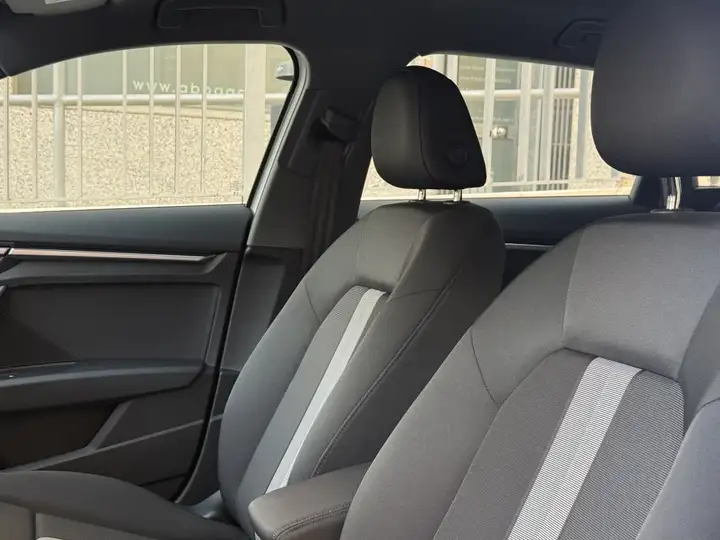 Audi A3 2024, foto 31