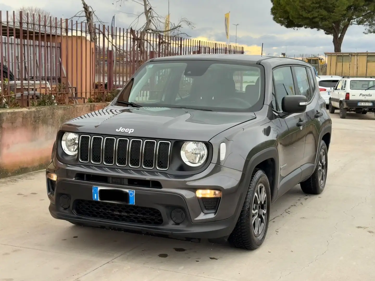 Jeep Renegade Renegade 1.0 T3 Sport Gris - 2