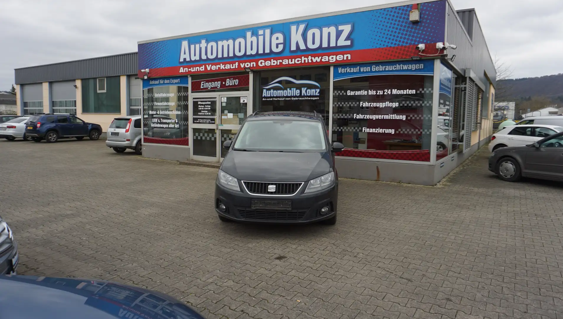 SEAT Alhambra Style Schwarz - 1