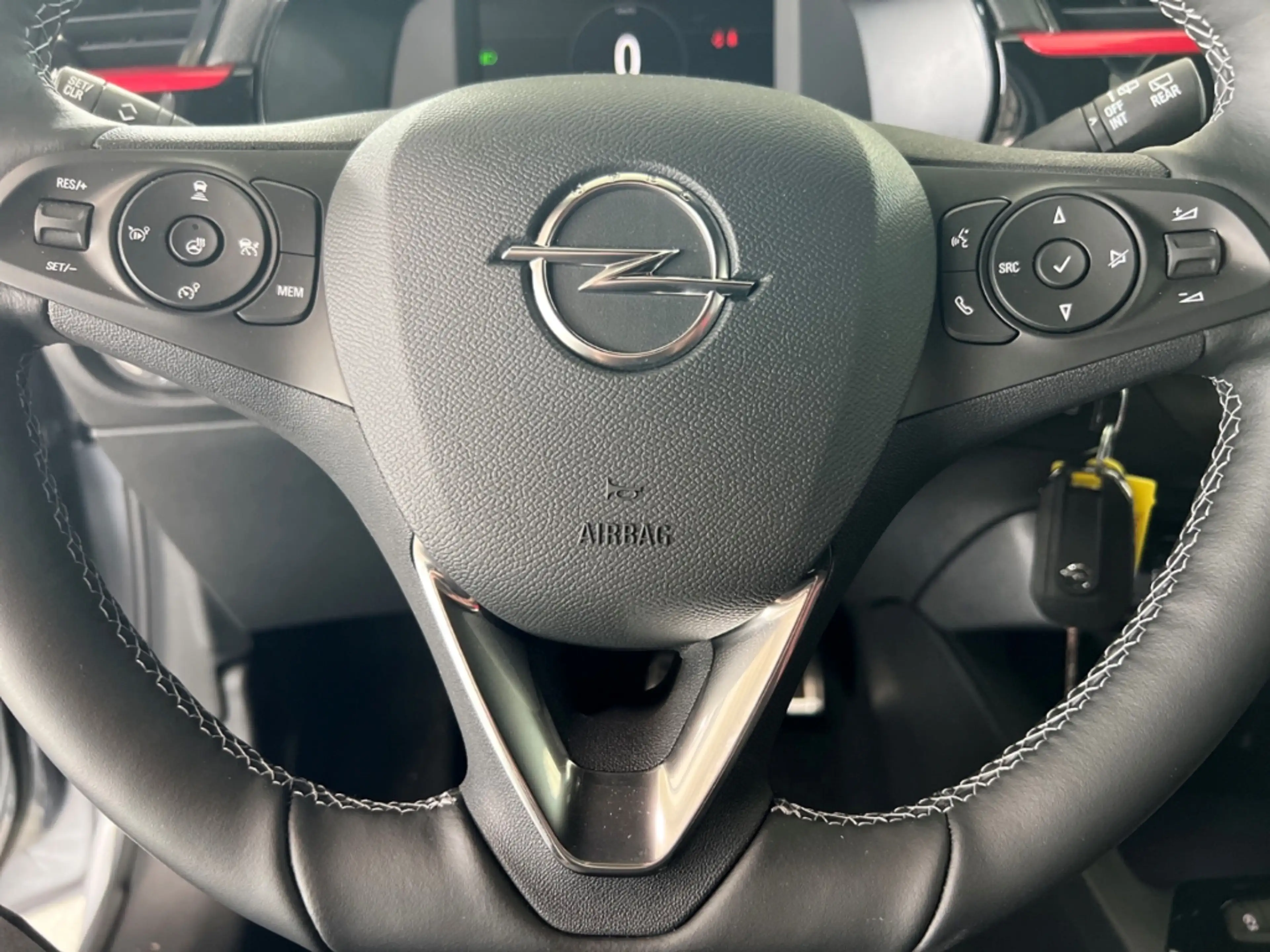 Opel Corsa F GS Line digitales Cockpit LED Scheinwerferreg. A — photo 15