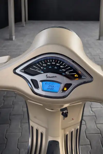 Vespa Primavera - foto 5