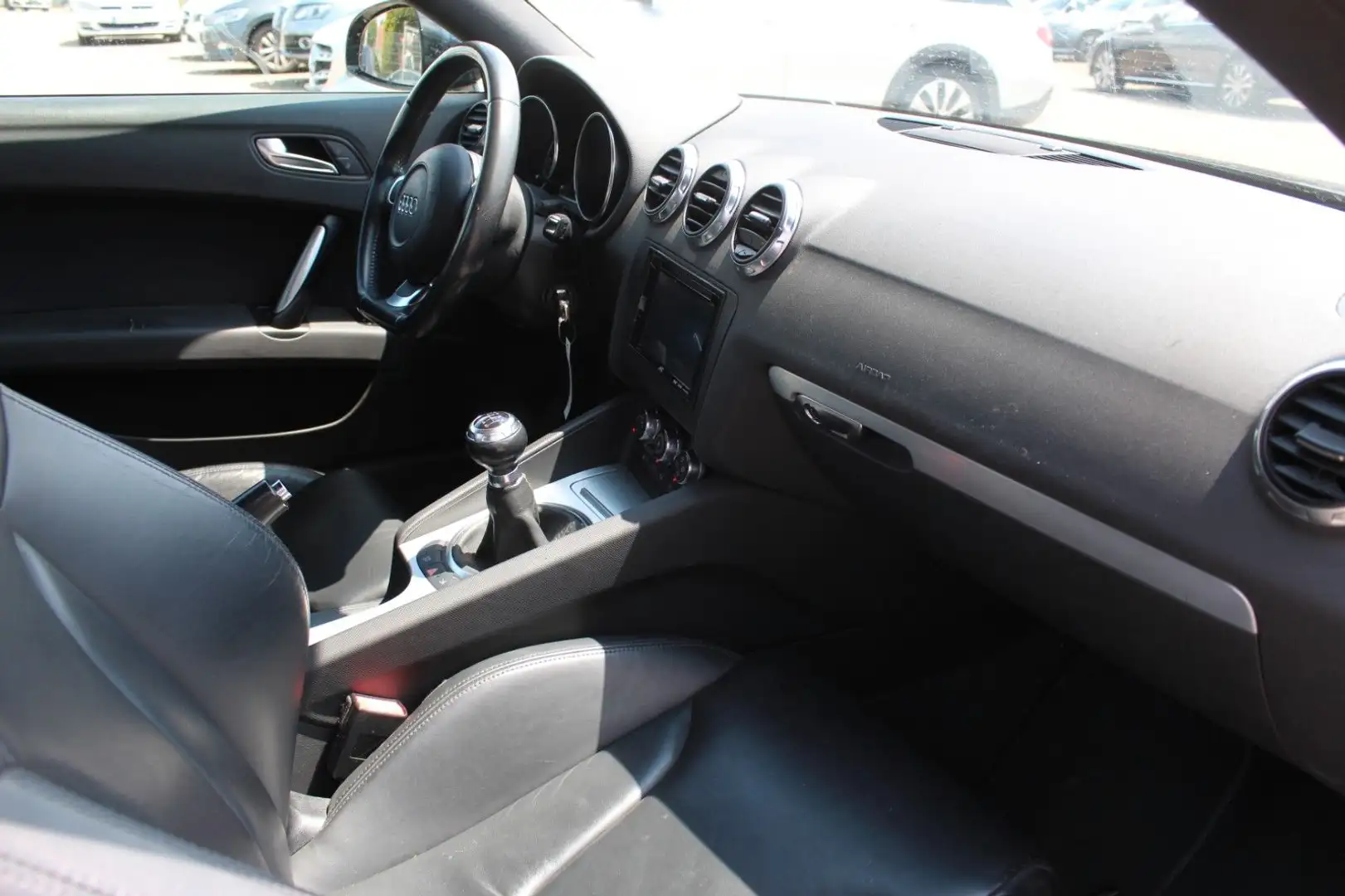Audi TT Coupe/Roadster 2.0 TFSI Coupe Schwarz - 2