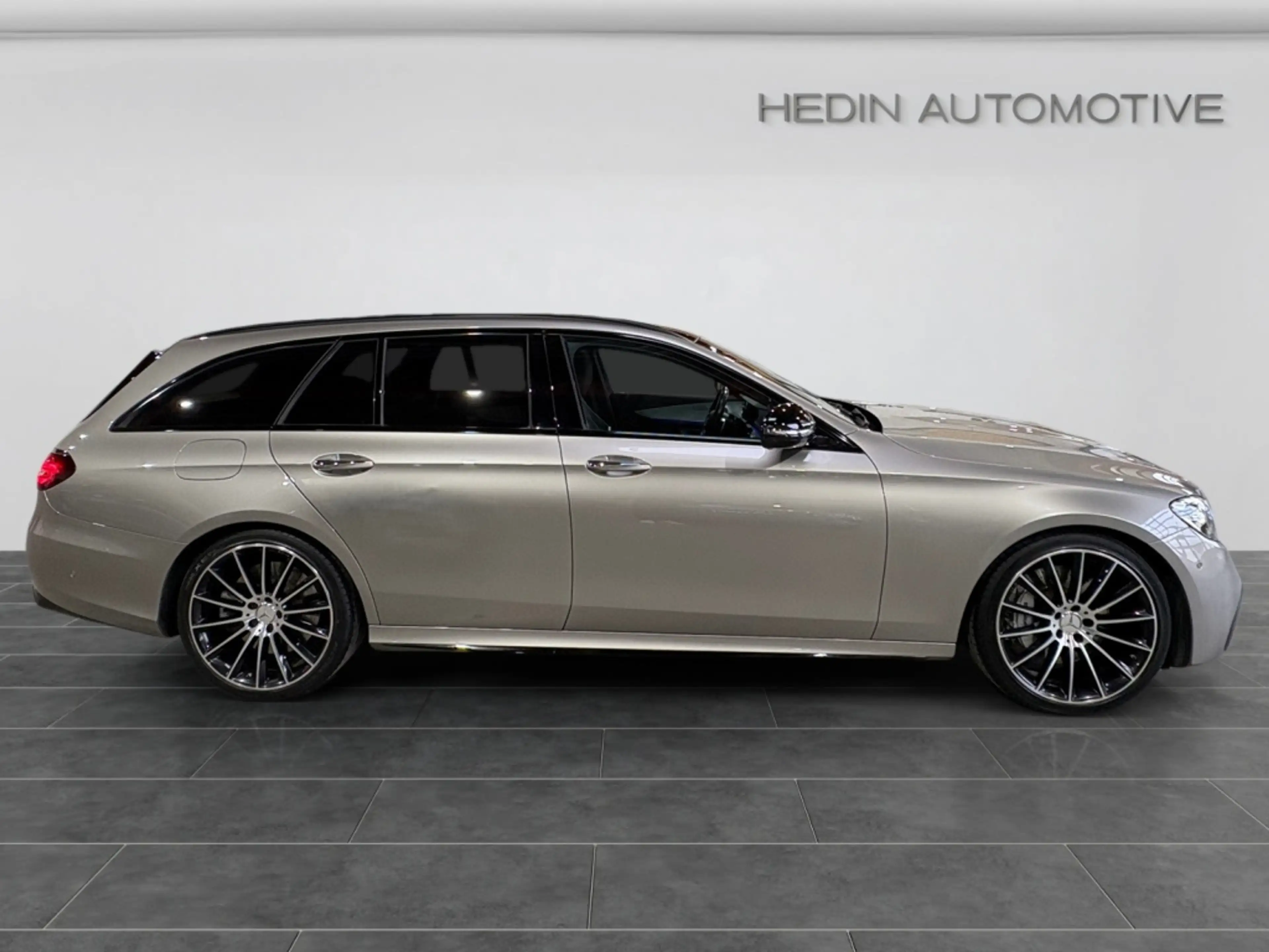 Mercedes-Benz E 53 AMG 4MATIC+ T-Modell AMG|BURM|NIGHT|AMBI|LM — photo 7