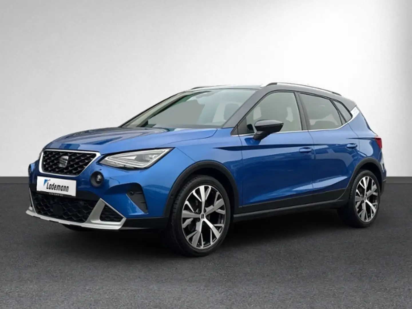 SEAT Arona 1.0 TSI DSG Xperience LED+KAMERA+ACC+NAVI+ Blau - 2