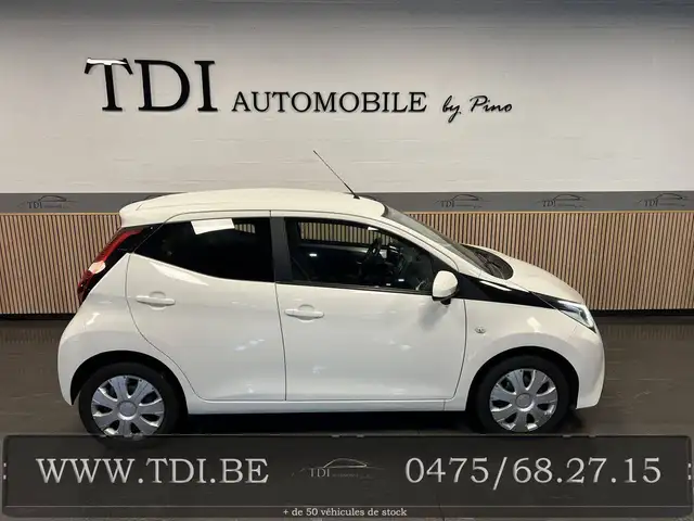 Toyota Aygo Aygo 1.0i moteur le plus fiable !! 1er propriétaire !! pour 229 euro par mois pour
