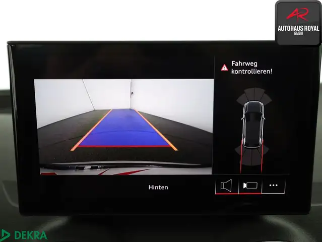 Audi Q2 view 15