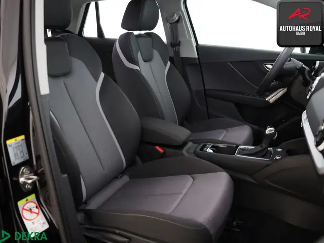 Audi Q2 view 11