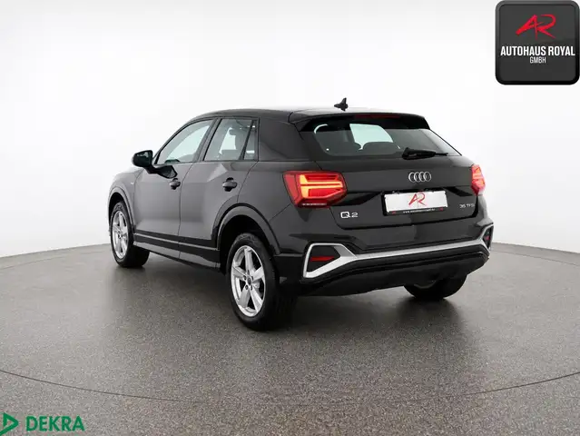 Audi Q2 view 3