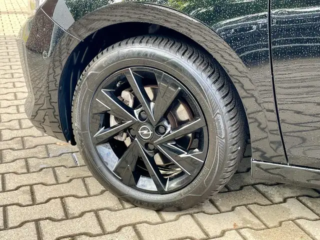 Opel Corsa view 9