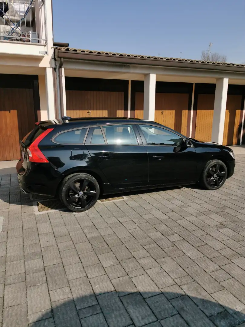 Volvo V60 2.0 d4 Kinetic 181cv geartronic - 2