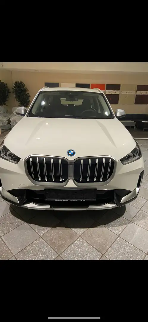 BMW X1 X1 xDrive30e 14,2kWh Aut. Blanc - 1