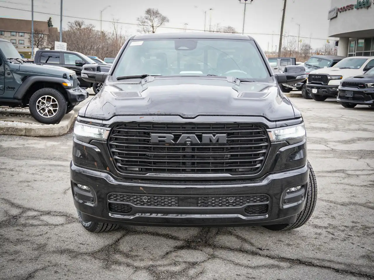 RAM 1500 снимка RAM 1500