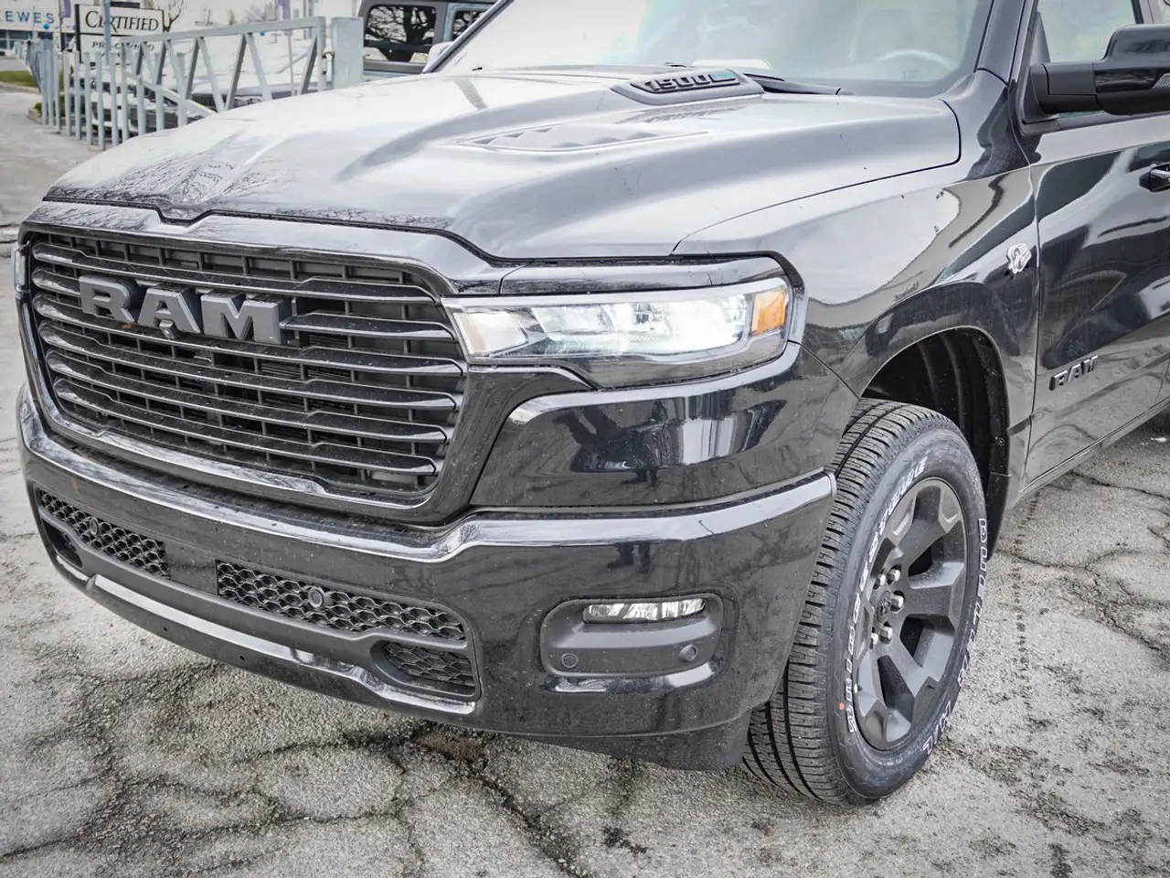 RAM 1500 снимка RAM 1500