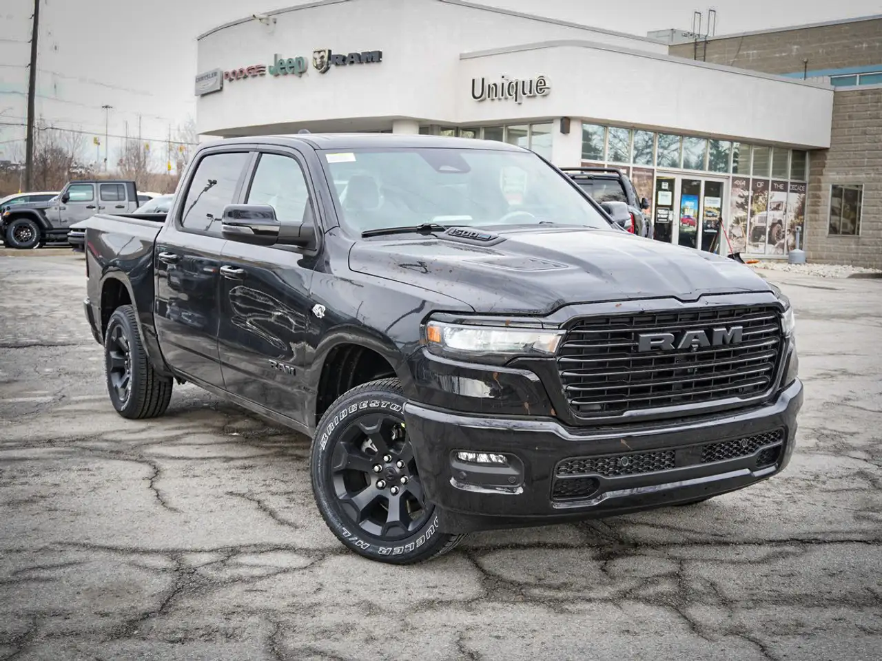 RAM 1500 снимка RAM 1500
