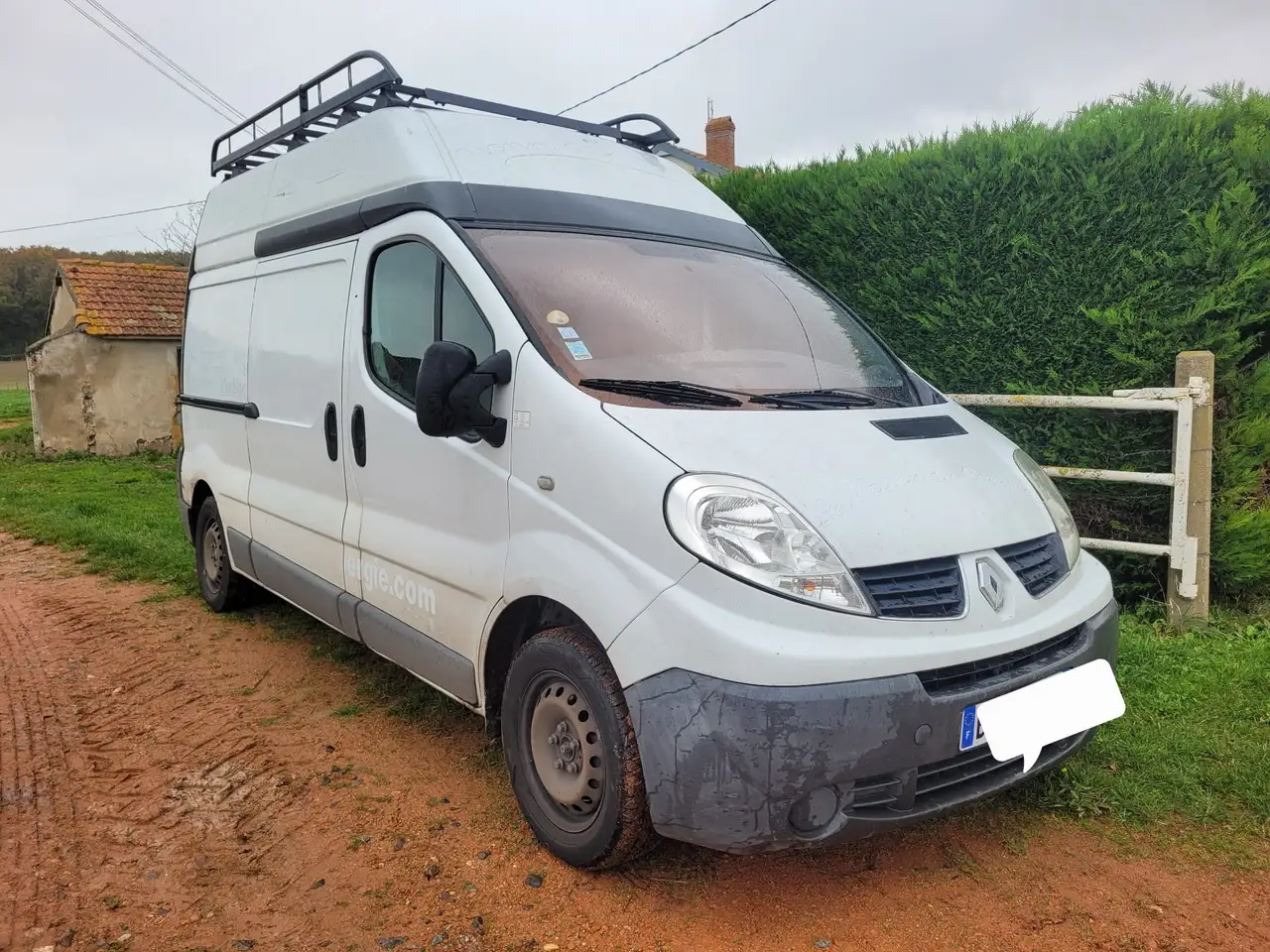 Renault Trafic FGN 2.0 DCI 115 L1H2 1200 KG GENERIQUE