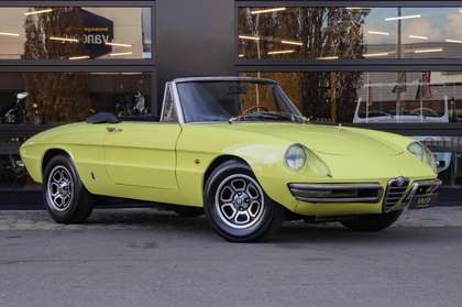 Alfa Romeo Spider 'Duetto'1750 Veloce