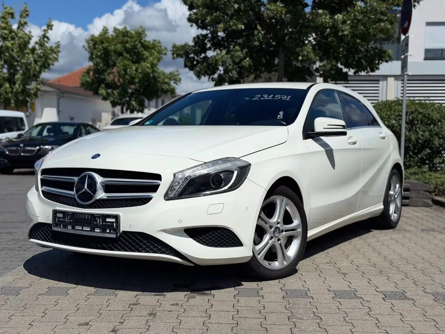 Mercedes-Benz A 180 *Garantie*Xenon*2.Hand*Navigation Blanc - 2
