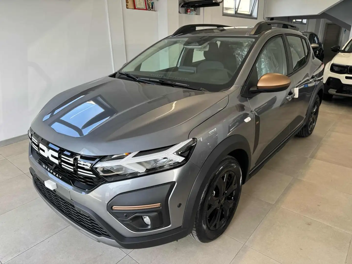 Dacia Sandero Stepway 1.0 TCe ECO-G Extreme Up Km0 Grigio - 1