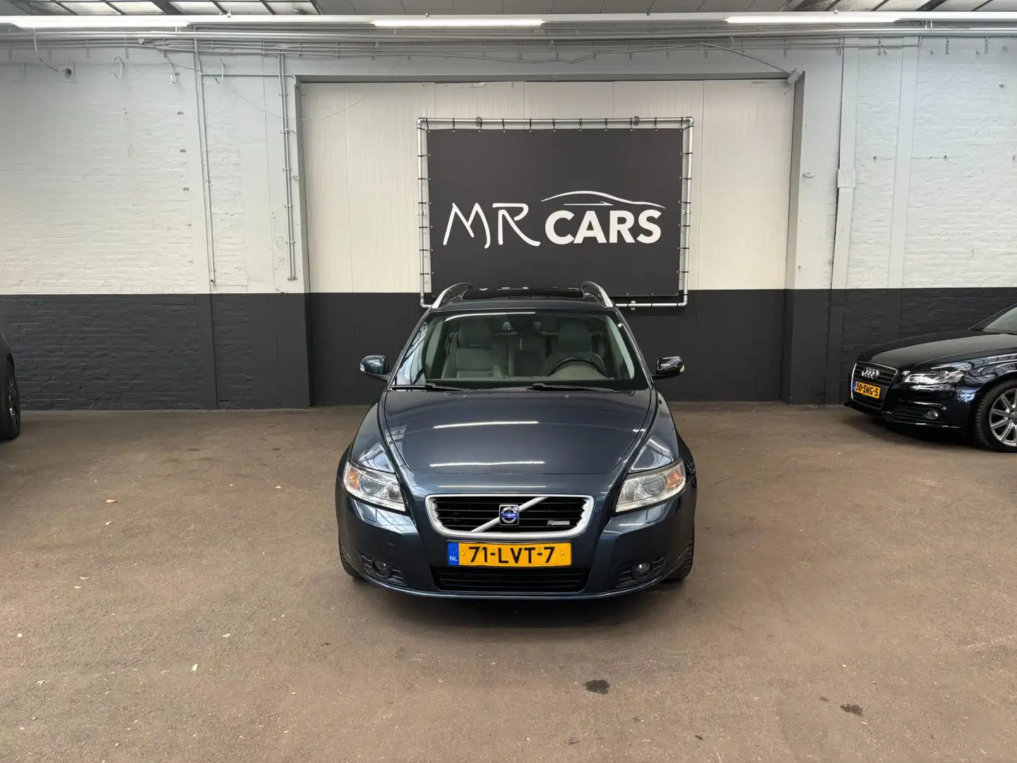 Volvo V50 2.0D Summum clima/leder/dak Blauw - 1