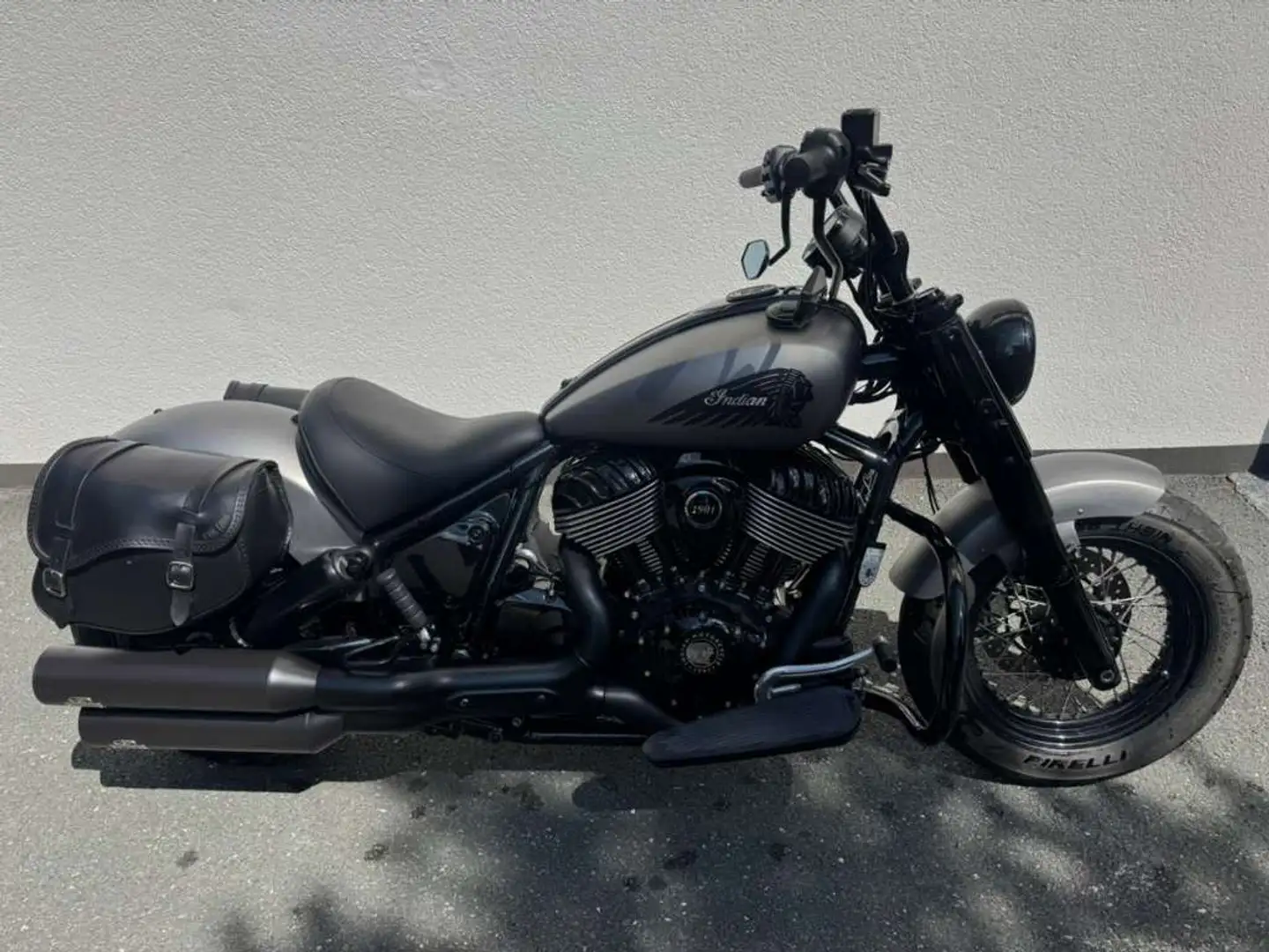 Indian Chief Indian Chief Bobber Dark Horse Gris - 1