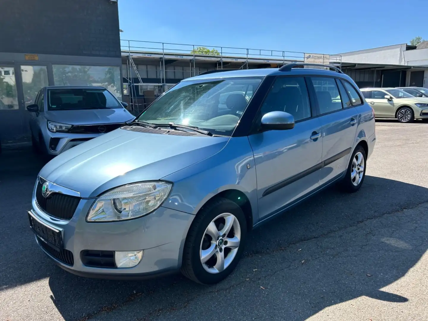 Skoda Fabia Combi Ambiente Gris - 1
