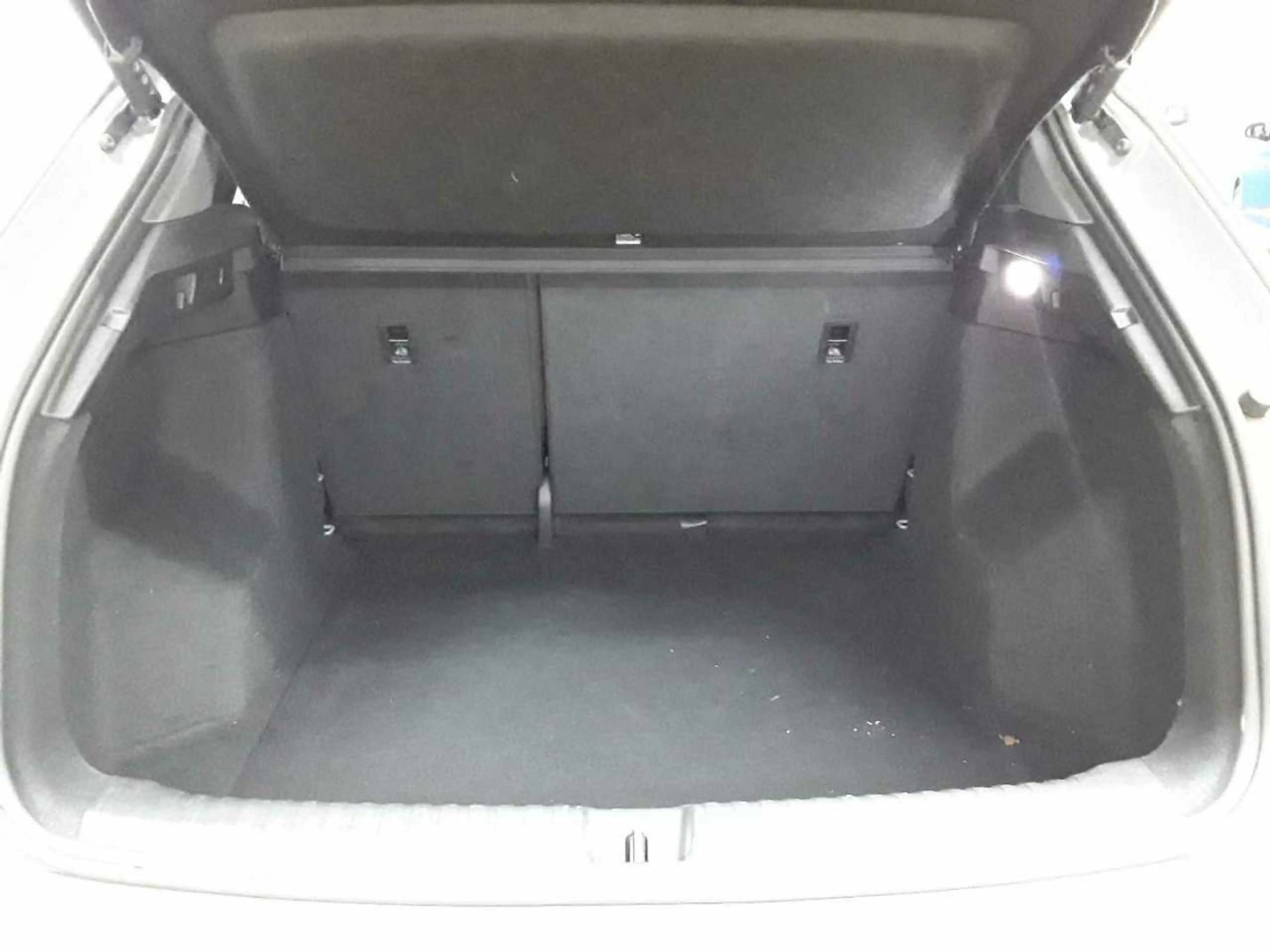 Audi Q4 e-tron 40 — photo 15