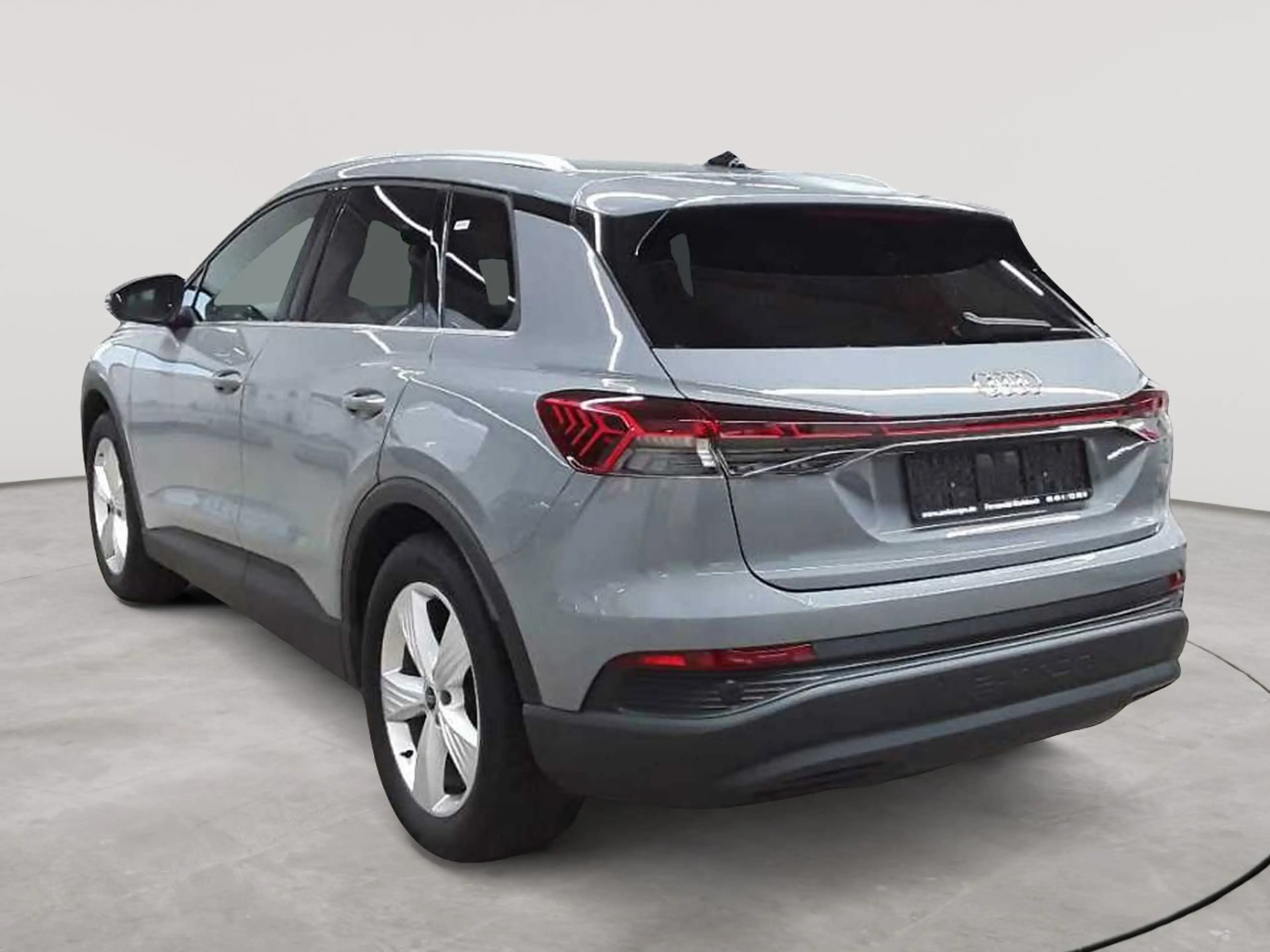 Audi Q4 e-tron 40 — photo 5
