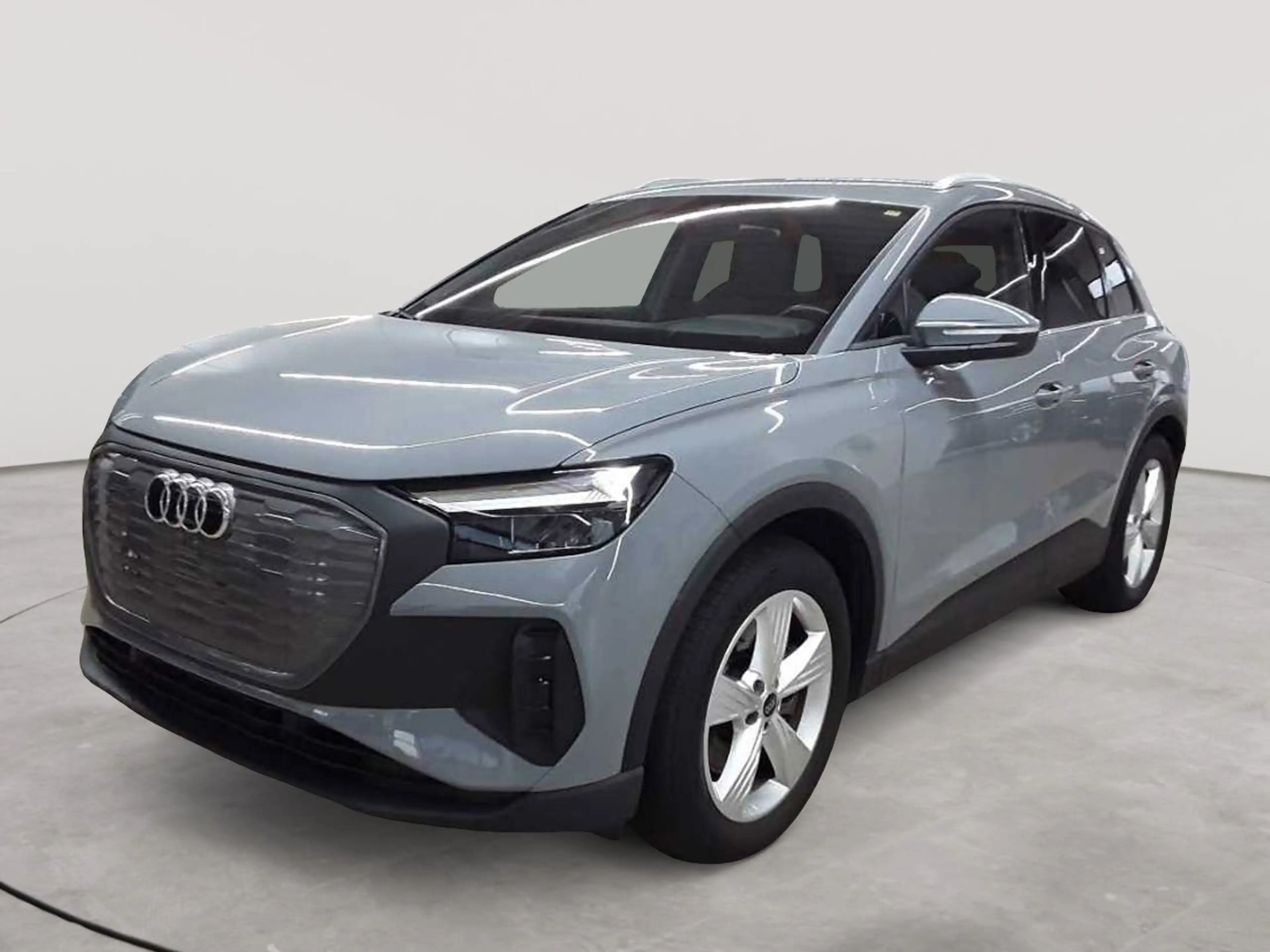 Audi Q4 e-tron 40 — photo 2