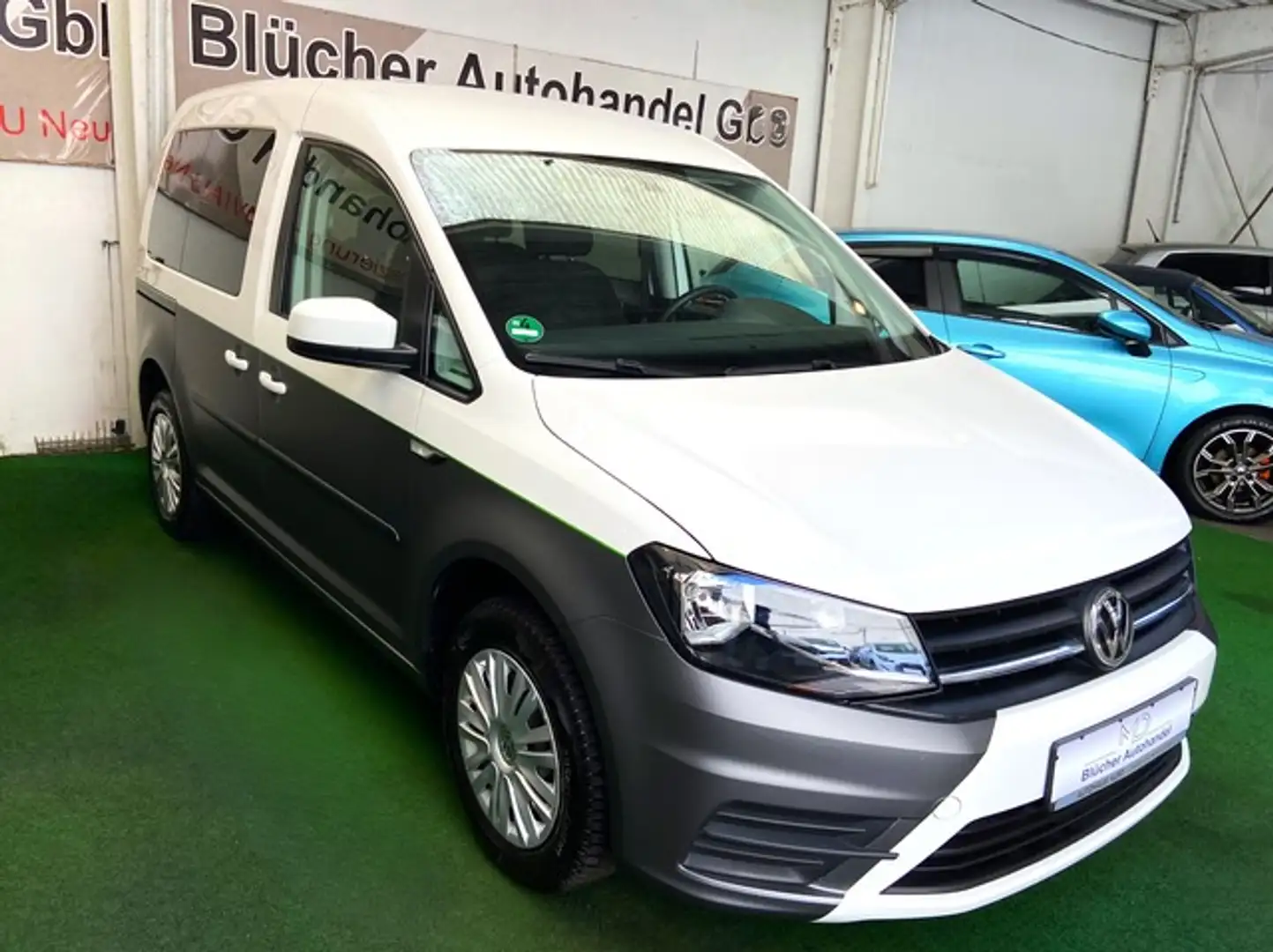 Volkswagen Caddy PKW Trendline BMT 2 Schiebetür 5Sitzer AHG Weiß - 2