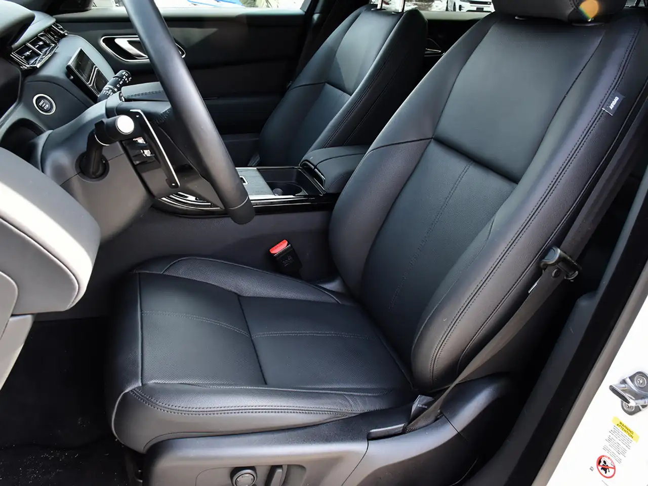Land Rover Range Rover Velar снимка Land Rover Range Rover Velar