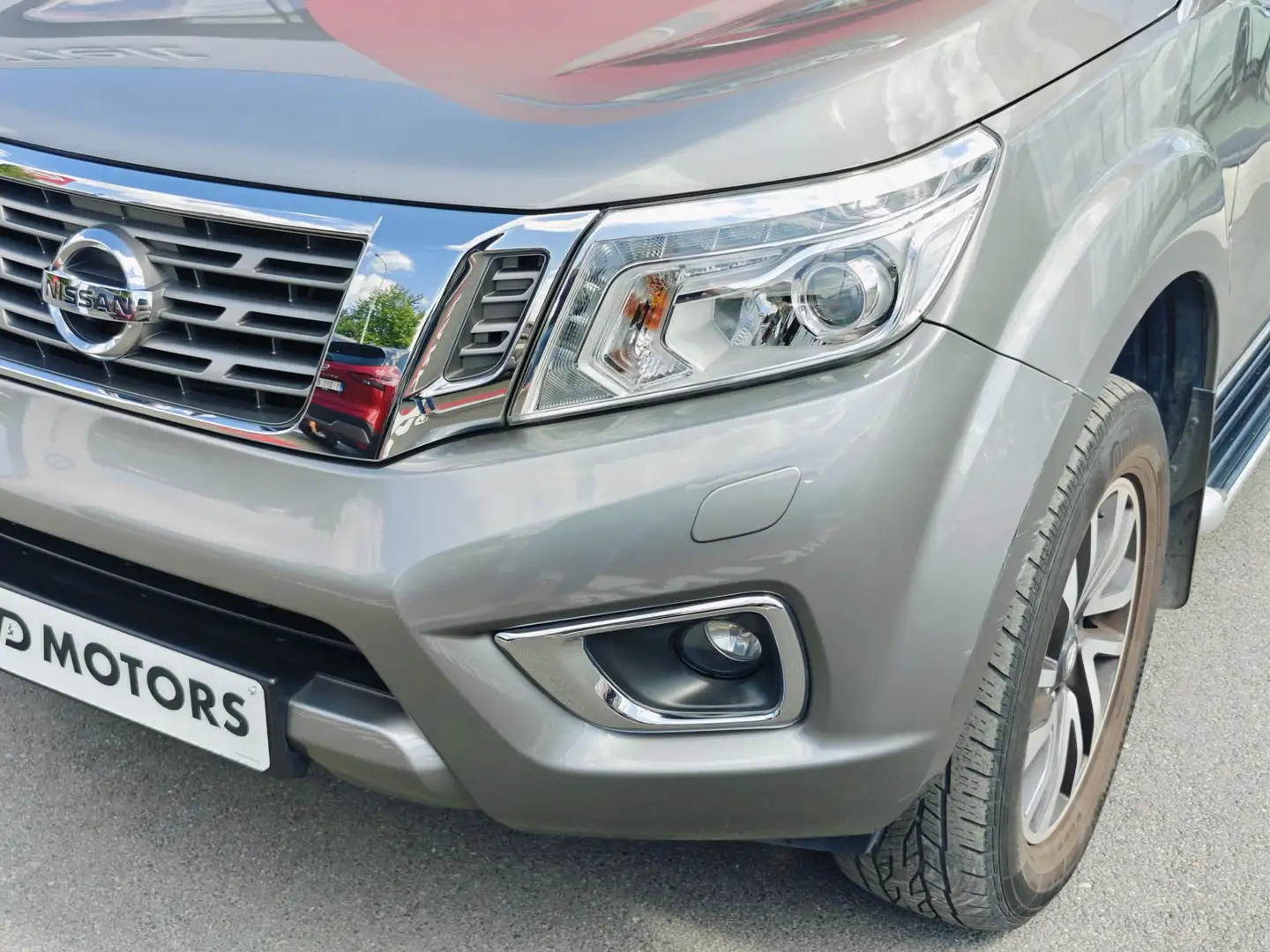Nissan Navara - 2