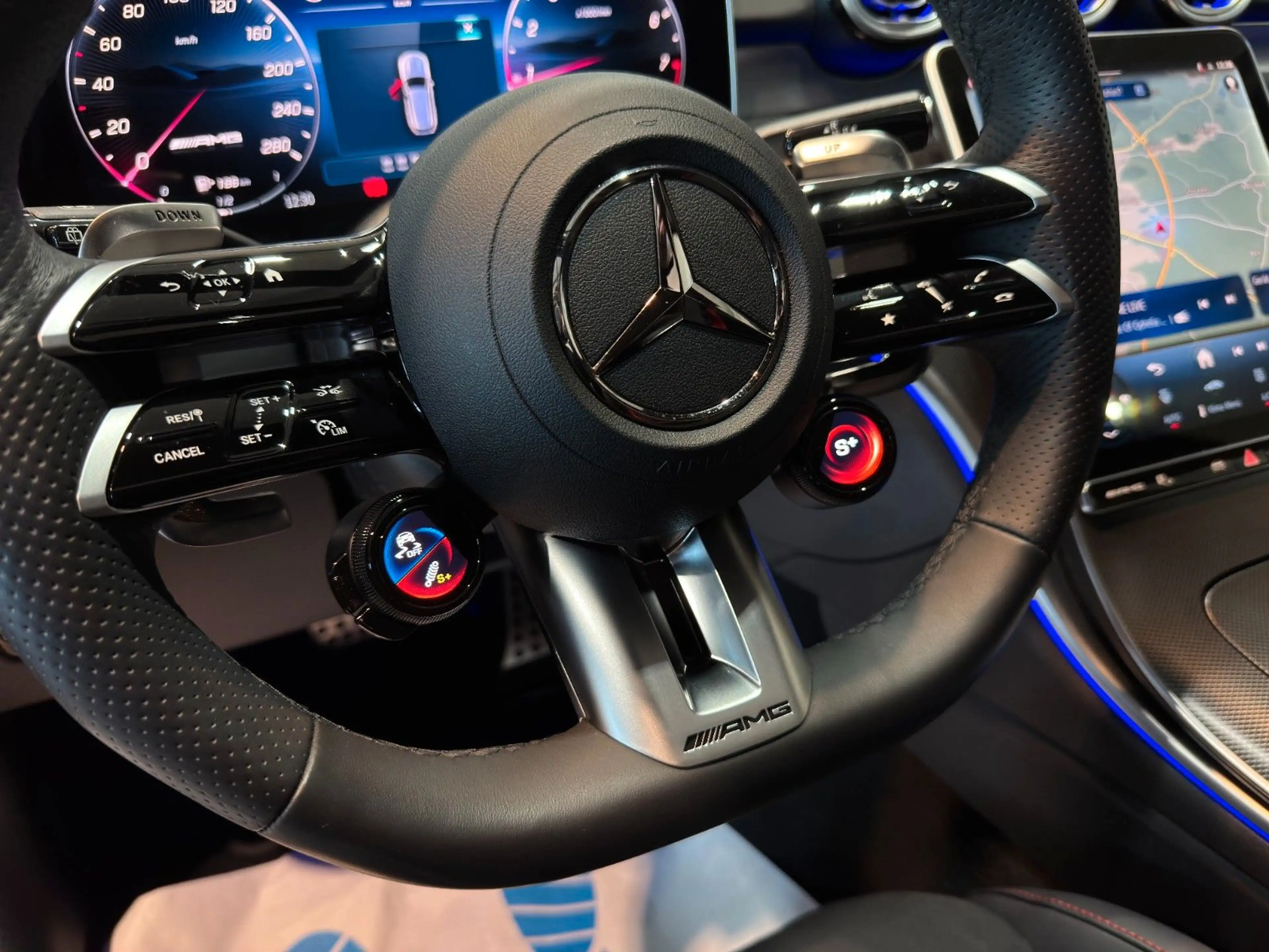 Mercedes-Benz C 43 AMG /T/4Matic/PANO/LED/360*/AHK/MAGNO/SPURH — photo 10