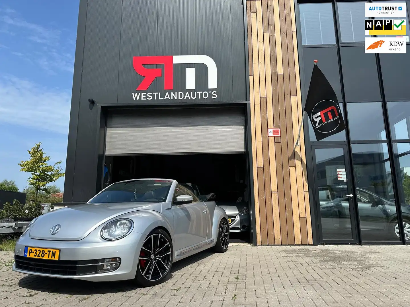 Volkswagen New Beetle cabrio/airco/navi/xenon verlichting/19 inch/dealer Gri - 1