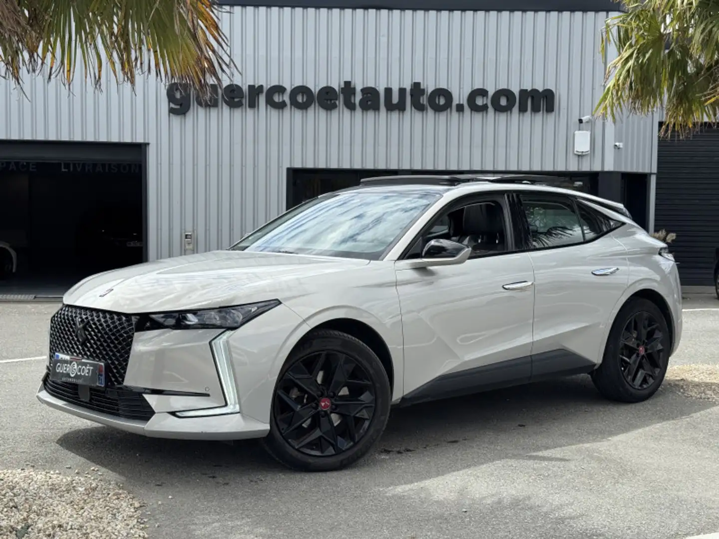 DS Automobiles DS 4 PURETECH 130CH PERFORMANCE LINE + AUTOMATIQUE Gris - 1