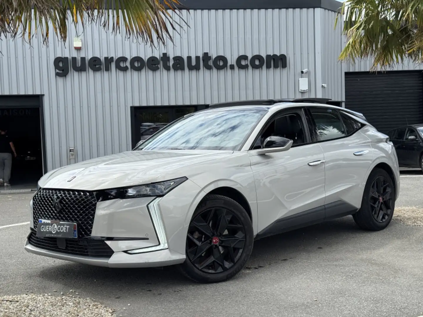 DS Automobiles DS 4 PURETECH 130CH PERFORMANCE LINE + AUTOMATIQUE Gris - 2