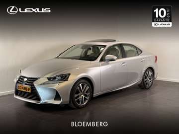 300h Hybrid Business Line | Trekhaak | Parkeersens