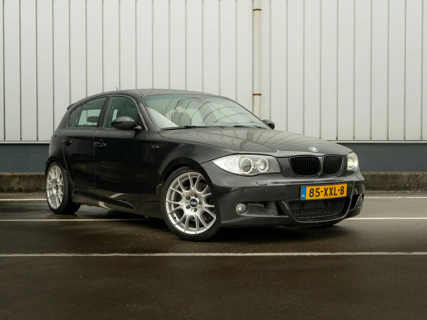 BMW 130 130i M Pakket | Sperdiff | ST Schroefset | BBS Schwarz - 2