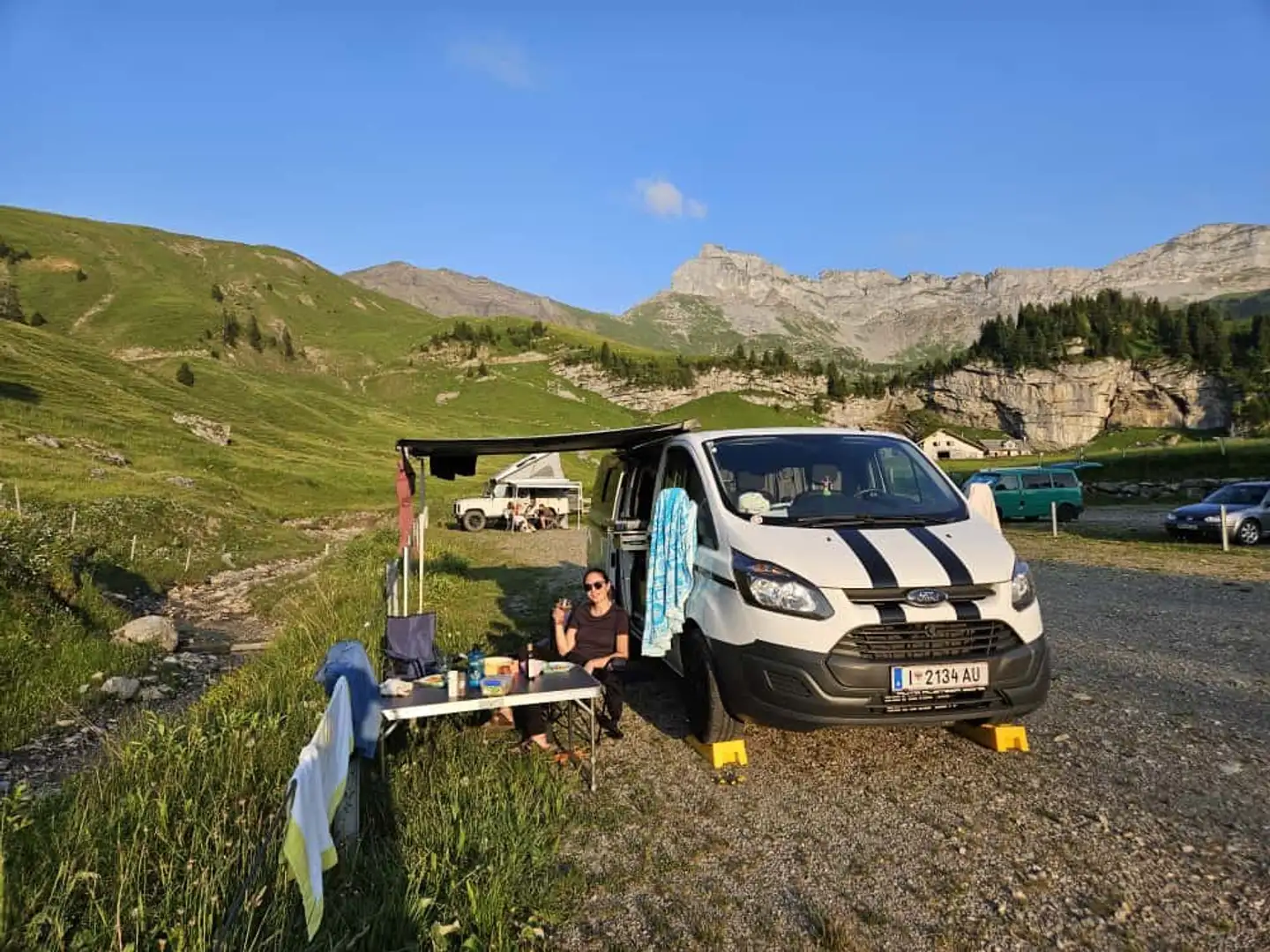 Ford Transit Custom Camper Van - 2,2 TDCi L1H2 250 Basis Blanc - 2