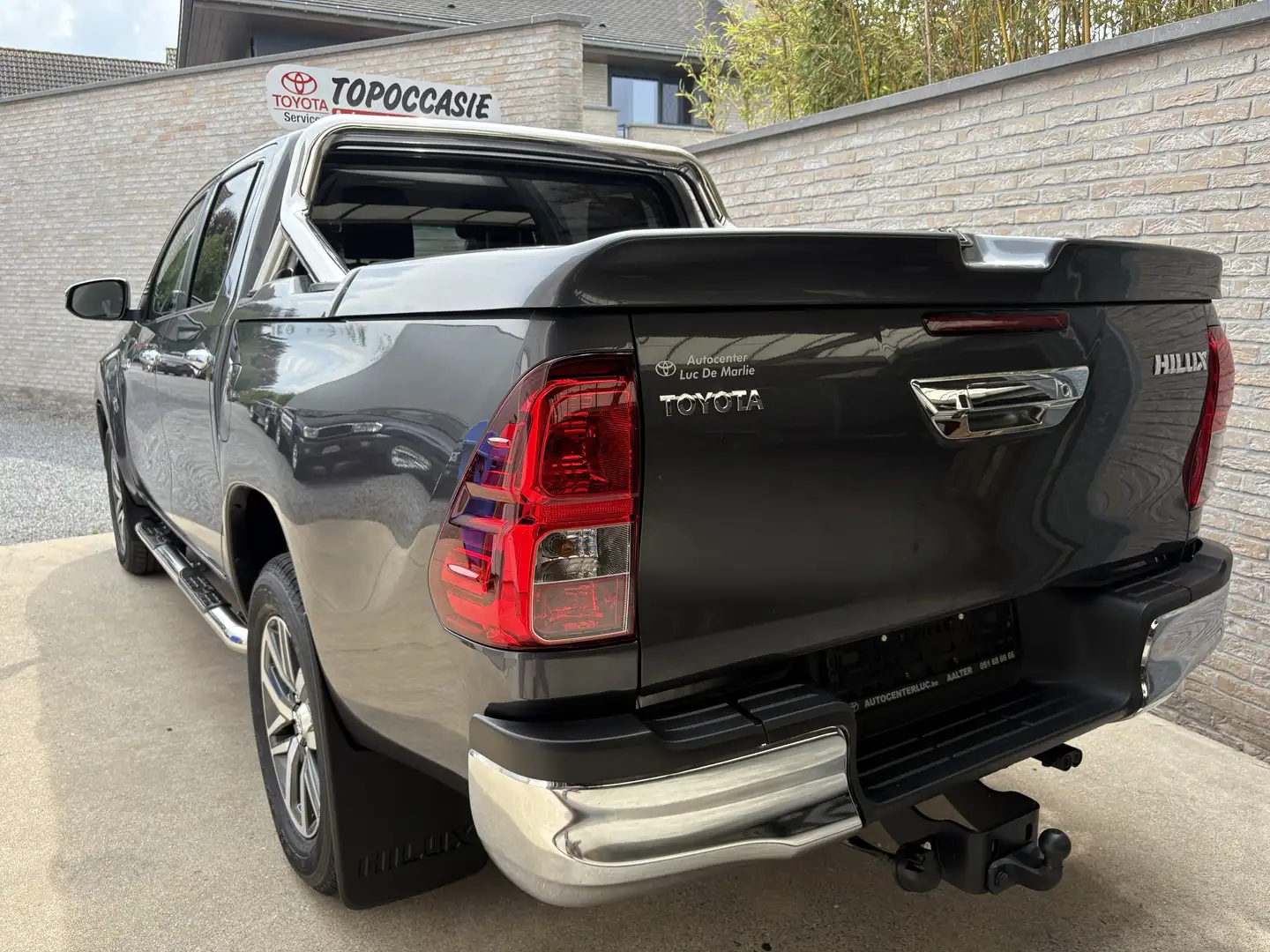 Toyota Hilux 2.4 D-4D 4WD LOUNGE/ SPORT PACK/ € 30850+ Grey - 2