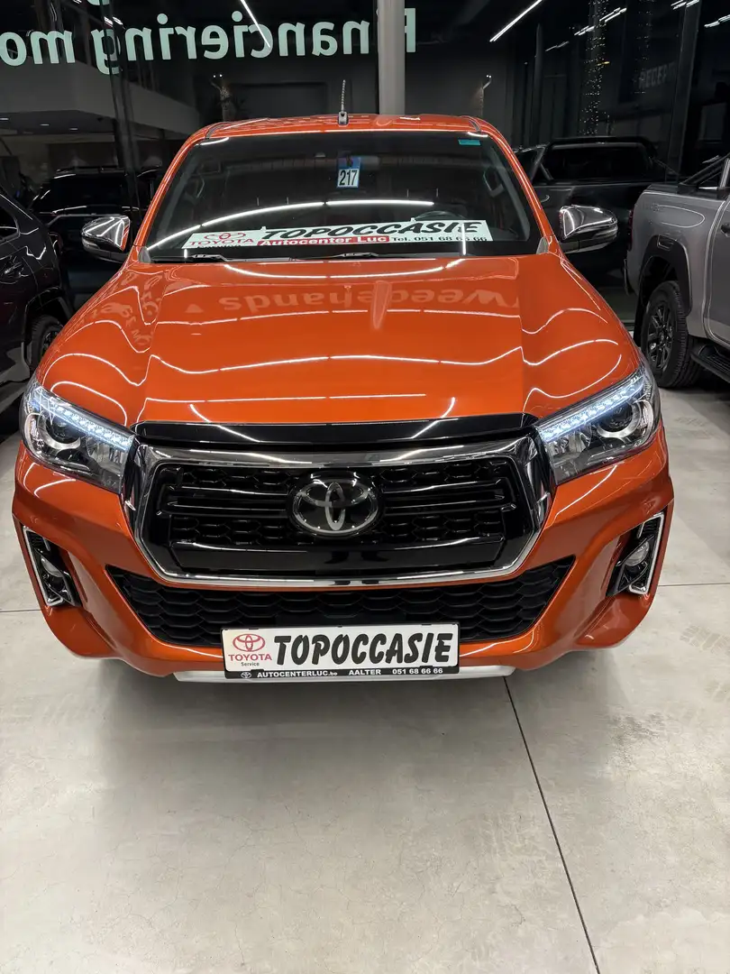 Toyota Hilux 2.4 D-4D 4WD LIMITED EDITION  / € 31350+ btw Arancione - 2