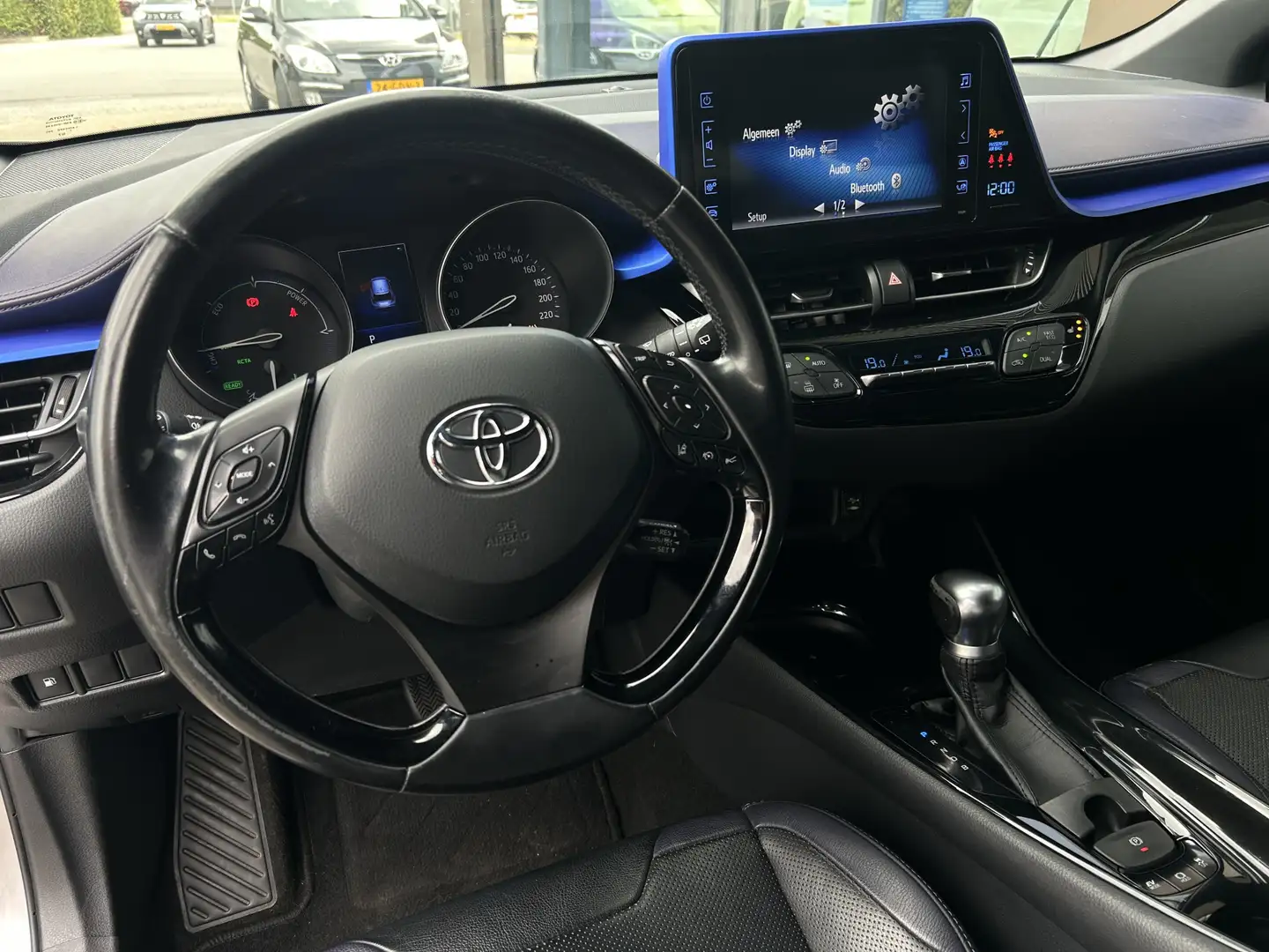 Toyota C-HR 1.8 Hybrid Bi-Tone Grau - 2