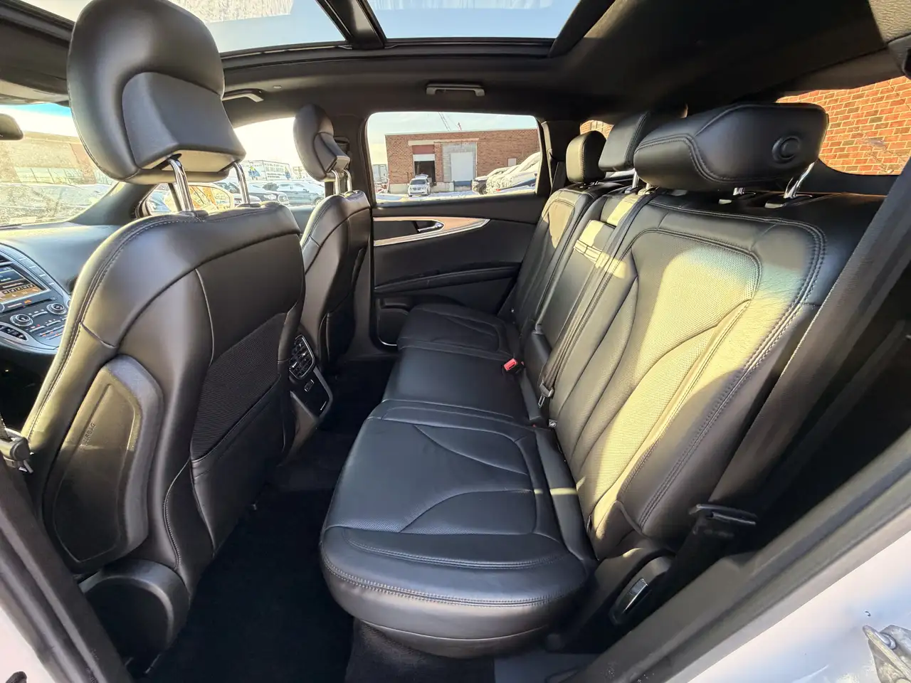 Lincoln MKX photo Lincoln MKX