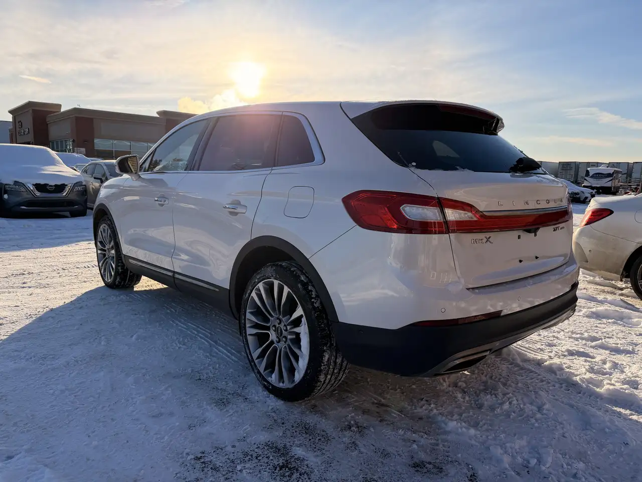 Lincoln MKX photo Lincoln MKX